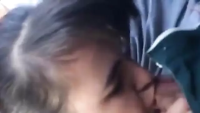 Gf gives a blowjob to a hot Uzbek